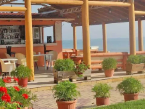 Seafront Apartments Hotels in Kávos