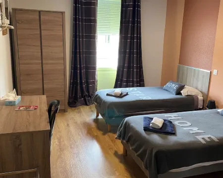 Hôtel Le Saint Amand Hotels in Cher