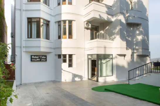 Vista Hotel Отели в г. Тбилиси