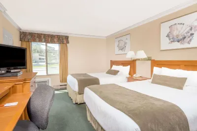 Howard Johnson by Wyndham Downtown Kamloops Hoteles cerca del Aeropuerto De Kamloops