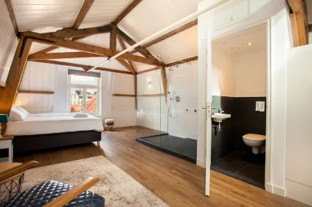 Stayci Serviced Apartments Royal Palace Отели рядом со станцией Центральная железнодорожная станция Гааг