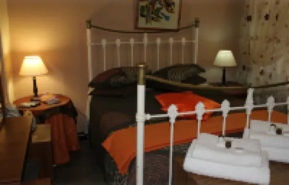 齊莫洛格農場旅館