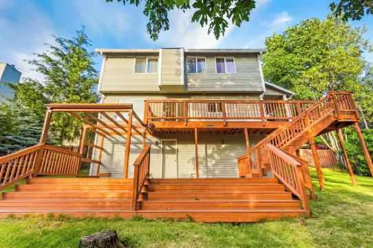 Bodur's Rustling Leaves EV Charge BBQ