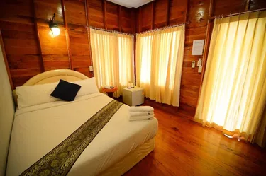 รูปภาพของบ้านชายเลรีสอร์ท ขนอม