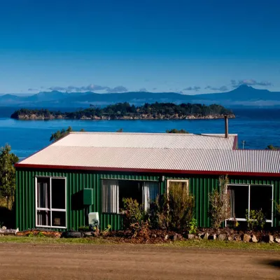 Discover Bruny Island Holiday Accommodation Hotels near Satellite Island