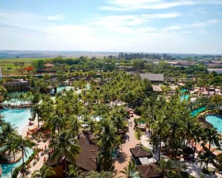 Hot Beach Resort Hotels in Olimpia