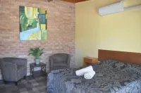 Lightning Ridge Outback Resort & Caravan Park Hotels in Lightning Ridge