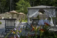 Spruce Point Inn Resort and Spa - СПА
