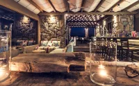 Keros Blue - Luxury in Wilderness