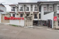 RedDoorz at Dago Asri 3
