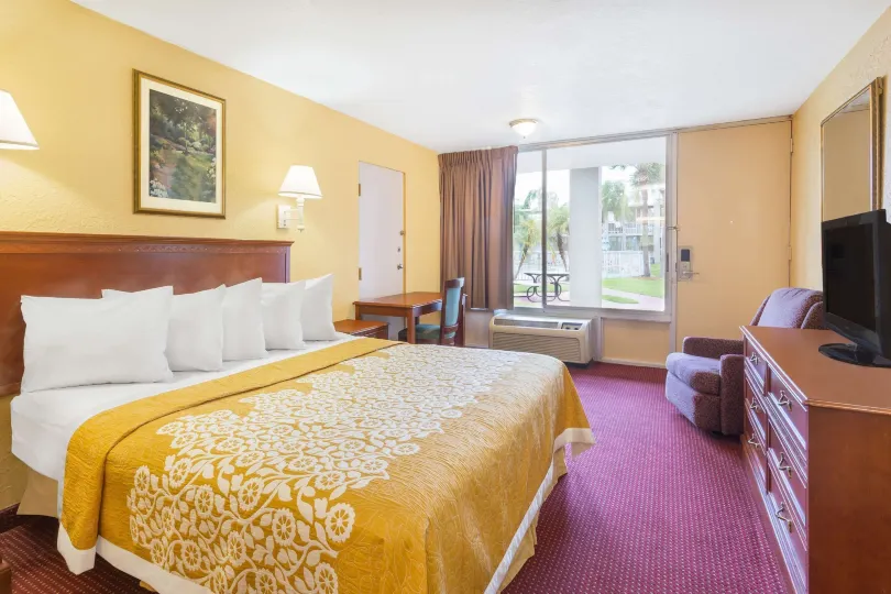 Howard Johnson by Wyndham Orlando/International Drive