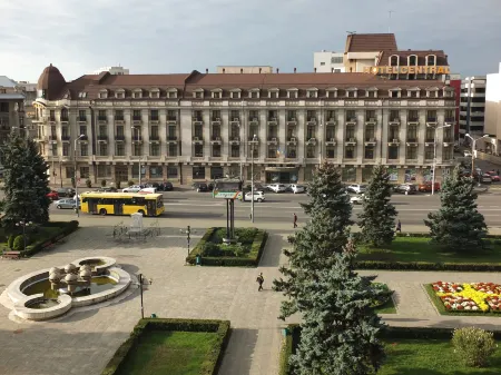 Hotel Central Отели в г. Targsoru Vechi