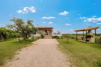 Elysium Countryside House Jacuzzi - Doune - Happy Rentals Hotels in Pyrgos