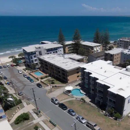 Merrima Court Holidays