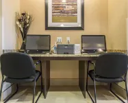Comfort Inn & Suites Edmonton International Airport - Business