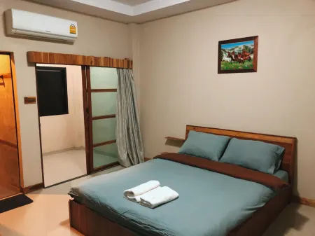Palm Spring Apartment Отели в г. Mueang Maha Sarakham
