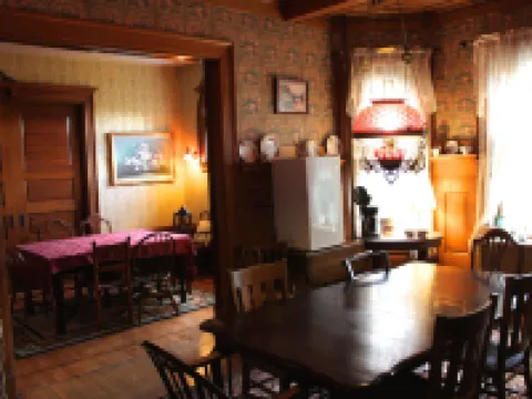 Victorian Charm Inn Hotels in Towanda