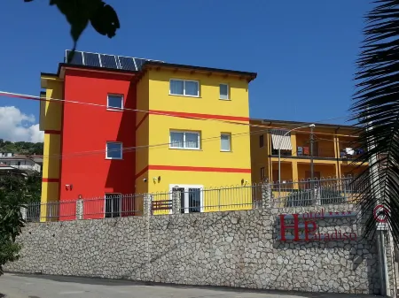 Hotel Paradiso