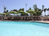 Hyatt Regency Long Beach - Pools