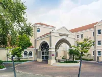 Mercure Johannesburg Randburg Hotel Hotels near Alberts Farm parkrun