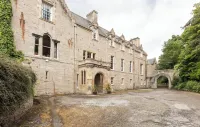 Tulloch Castle Hotel ‘A Bespoke Hotel’ Hoteles en 