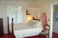 Aloe Villa Hotels in 