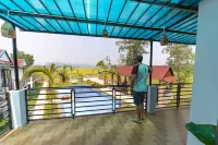 Palafita Bungalow Hotels in Hưng Trạch