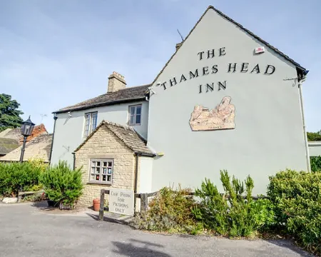 Thames Head Inn Hotels in Cirencester