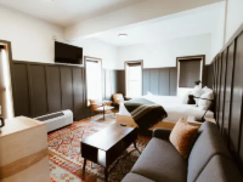 The Flying Steamshovel Inn Hoteles en Rossland