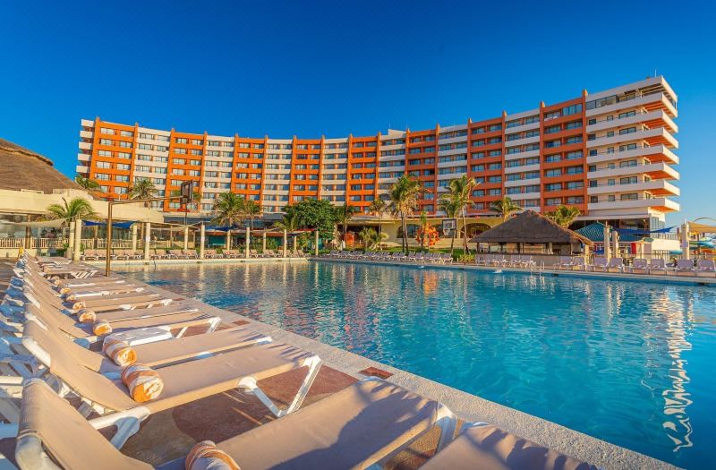 Crown Paradise Club Cancun - All Inclusive photo 4