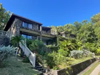 Firefly Estate Bequia Hotels near Lower Bay Beach