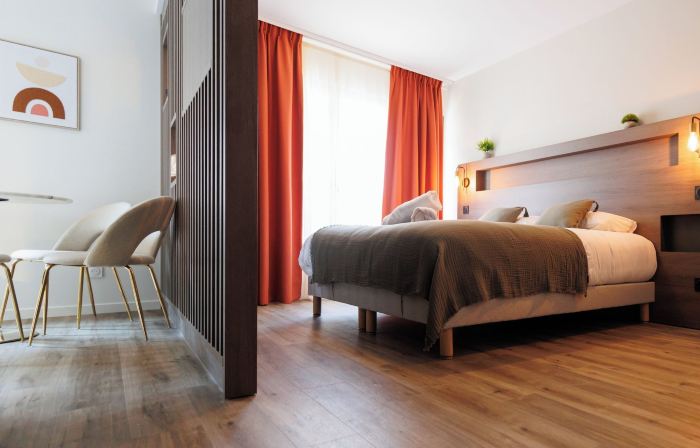 Appart'hôtel Le Corot - Accès Autonome - Saint-Junien Centre