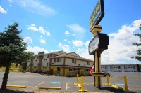 Budget Inn Express - parking