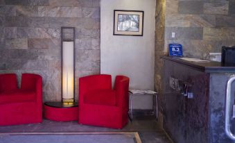NewCity Hotel & Suites