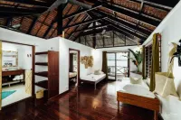 Aore Island Resort - balcony