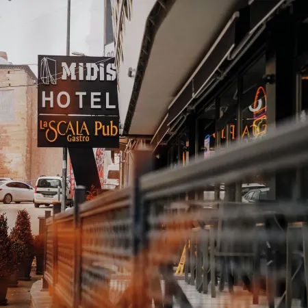 Midis Otel