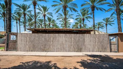 Mia Glamping Kinneret 샤르하고란 호텔