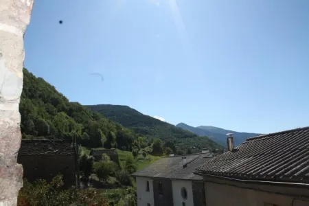 Albergue Casa de Broto Отели в г. Ебра-де-Баса