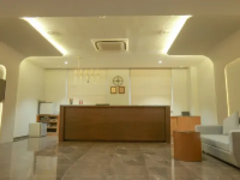 Up and above Hotels in Amravati