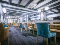 Kyriad Limoges Centre - Gare - Atrium Hotels in Haute-Vienne