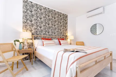 Genteel Home Ricardo Soriano III Отели рядом с достопримечательностью «Lagoland Mountain Lake Center»