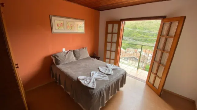 ポサーダ D パウラ エレファント・ヒル周辺のホテル