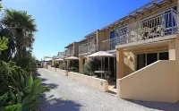 Waiheke Island - Onetangi Beachfront Apartments Hôtels à : Waiheke Island
