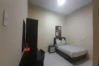 OYO 93417 Homestay Bunga Rinte Syariah Near Komp Perumahan Stella Ressidence 2 Hotels in Mangga