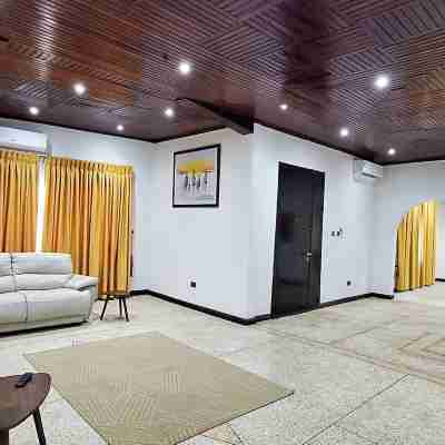 LC Lodge & Event Centre Rooms