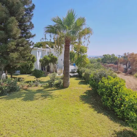 16 Pro - Stay Elias Garden Apartment