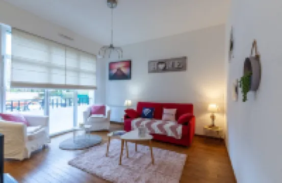 Warm Studio 100m from Place Morny and Port