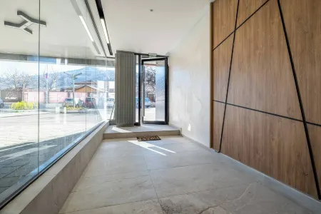 Emirates White Sensation Отели рядом с достопримечательностью «Централна минерална баня - Музей за история на София»