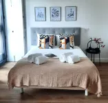 Smiling Places - Apartment in Porto Hotels near Palacete do Barao de Nova Sintra