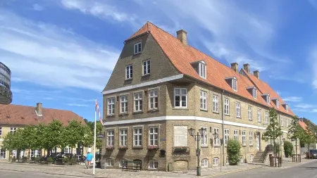 Brødremenighedens Hotel Отели в г. Колдинг